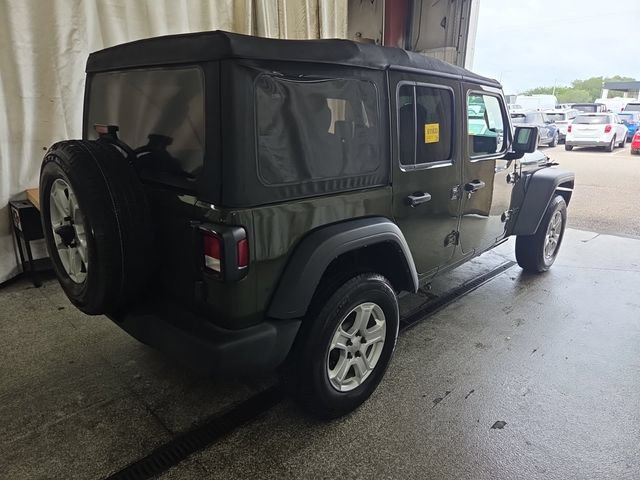 jeep wrangler unlimited 2022 1C4HJXDG9NW165422 image jeep wrangler unlimited 2022 1C4HJXDG9NW165422 image